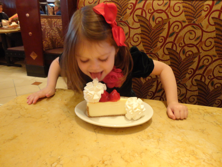 2014-03-20-3datenightlickthecake.jpg