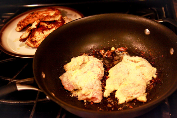 2014-04-07-fryingparmesanchicken.jpg