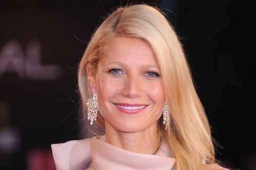 2014-04-11-gwynethpaltrowconsciousuncouplinglrgTSqevVnewHP.jpg