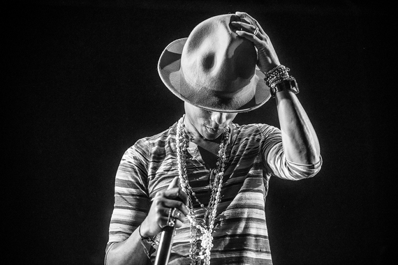 2014-04-22-Pharrell_PHR7048x.jpg