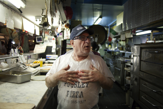 2014-05-08-NewYorkPizzaProject_Pugslys.jpg