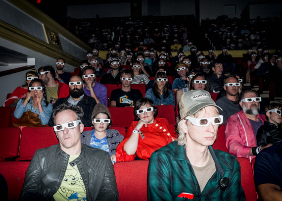 2014-05-09-kraftwerk3dcrowd.jpg