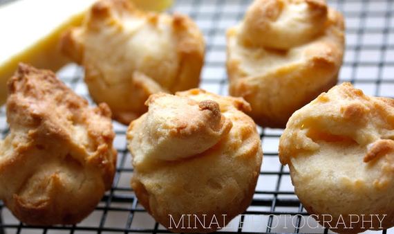 2014-05-18-watermarkedcheesebread.jpg