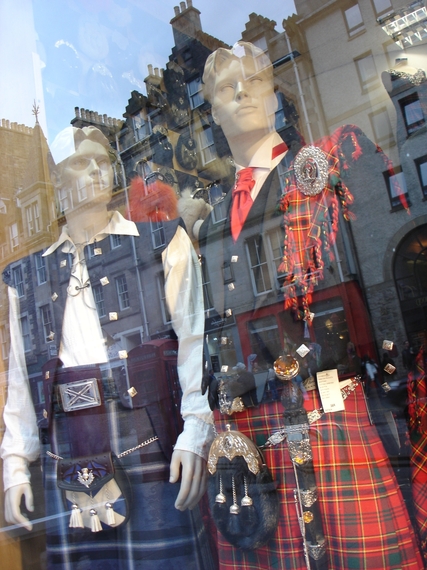 2014-05-19-Glasgowstraightmanniquins.JPG