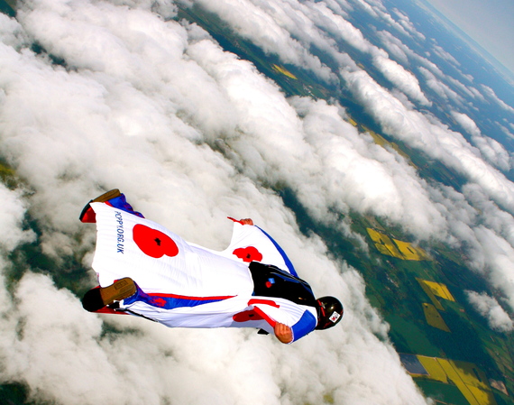 2014-05-23-Poppy_Wingsuit_Cruise.jpg