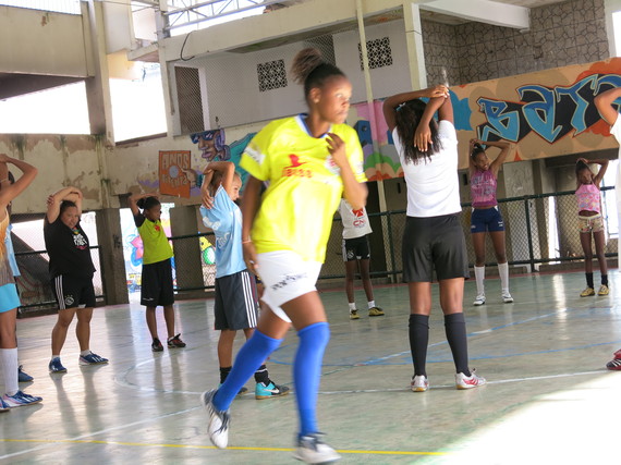 2014-05-26-favelastreettraining.jpg