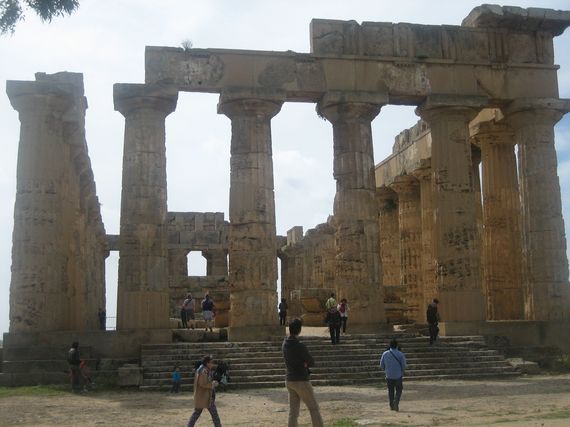 2014-06-10-SicilyRuins.jpg