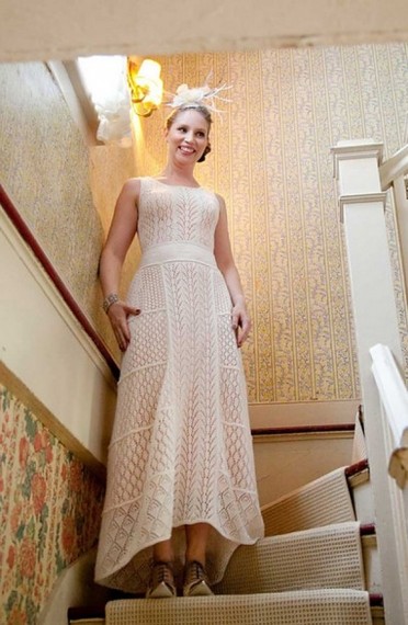 2014-06-10-knitted.wedding.dress.jpg