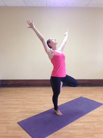 4 Perfect Yoga Poses for the 4th of July | HuffPost Life