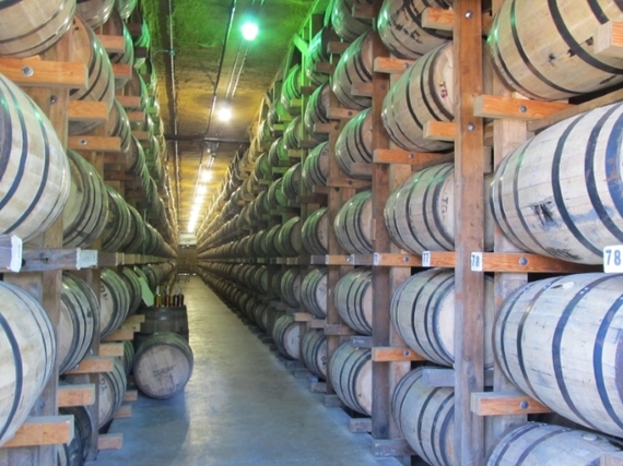 2014-07-12-George_Dickel_barrels_warehouse.jpg