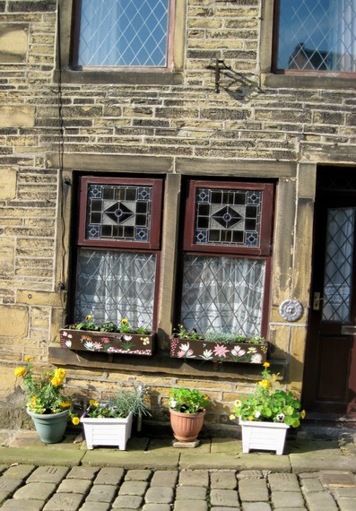 2014-07-21-Yorkshirenicewindows.jpg