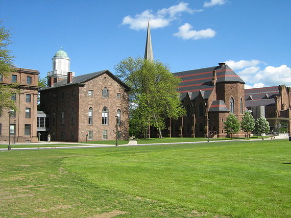 2014-08-05-800pxCollege_row_at_wesleyan.jpg