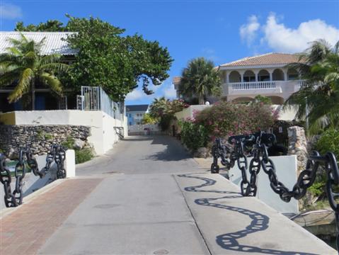 2014-08-13-DutchAntilles007Custom.JPG