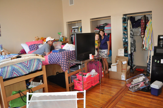 2014-08-22-HuffPost_MoveIn_ConverseCollege.jpg