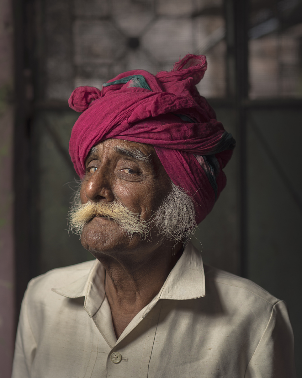 2014-08-29-KesarBhatt80Puppeteer.jpg