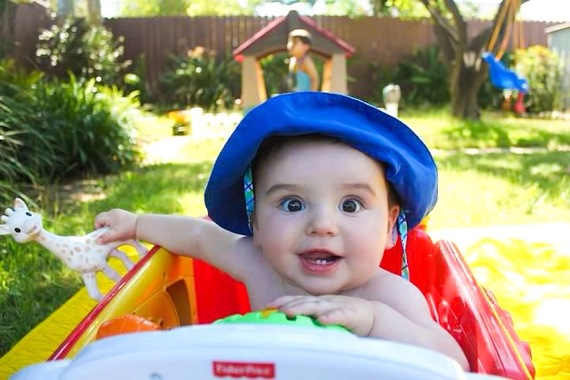 2014-08-29-backyardMikey.JPG