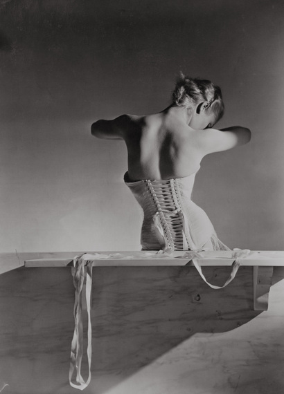2014-09-03-6._Corset_by_Detolle_for_Mainbocher_1939__Conde_Nast_Horst_Estate.jpg