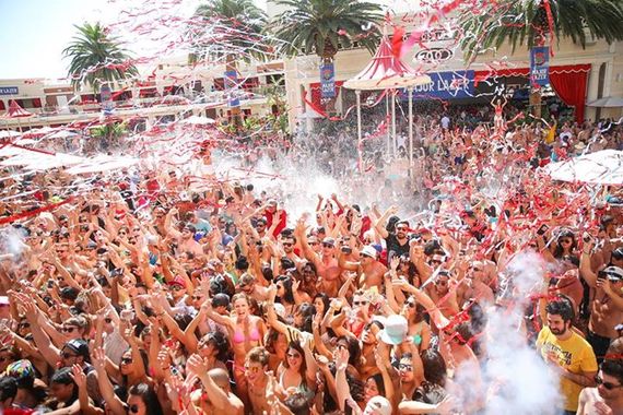 2014-09-04-encorebeachclub.jpg