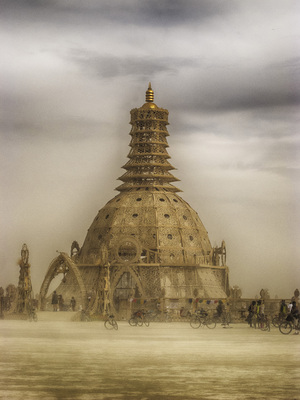 2014-09-18-burningman14.templeHDR2.jpg