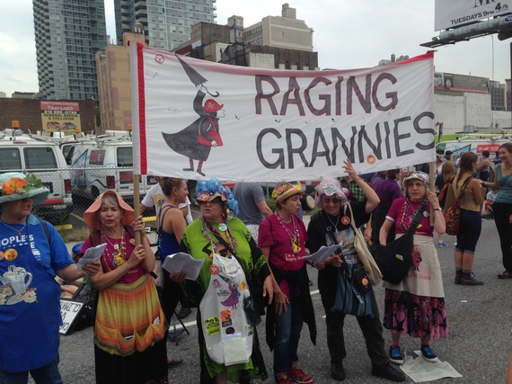 2014-09-23-raginggrannies2.jpg