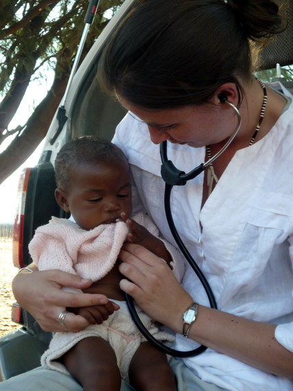 2014-09-26-NaankuseLifelineClinicDoctor.jpg