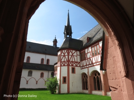 2014-10-10-Eberbach_Monastery_Buildings.jpg