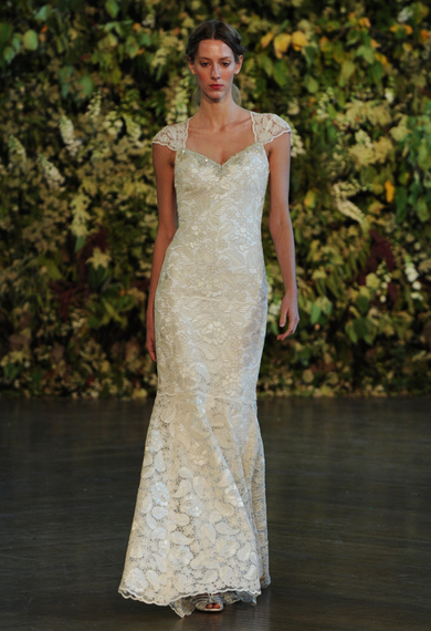 2014-10-10-clairepettiboneclassiclaceweddingdress04.jpg