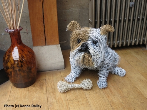 2014-10-15-Jesmond_Dene_House_doggie_artwork.jpg
