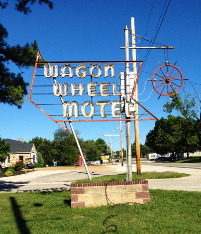 2014-10-15-WagonWheelMotel72.jpg