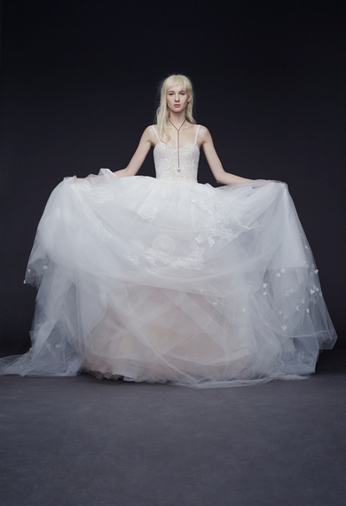 2014-10-15-verawangballgownweddingdresses09.jpg