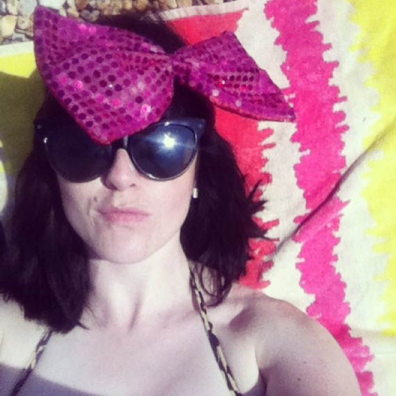 2014-10-16-sunbathingonbrightonbeachgohemia.jpg