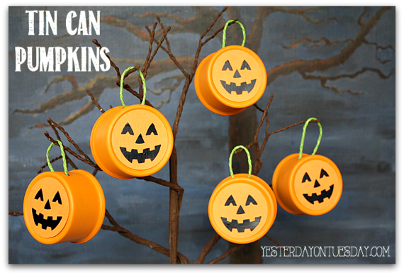 2014-10-20-falldecortincanpumpkinspetfoodupcyclehalloweendecorationspaintingrepurposingupcycling.png