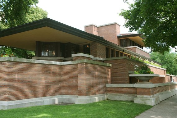 2014-10-20-item14.rendition.slideshowHorizontal.franklloydwright15robiehouseuniversityofchicago.jpg