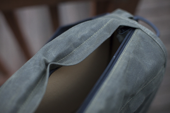 Domke Metro Messenger Camera Bag Review | HuffPost Entertainment