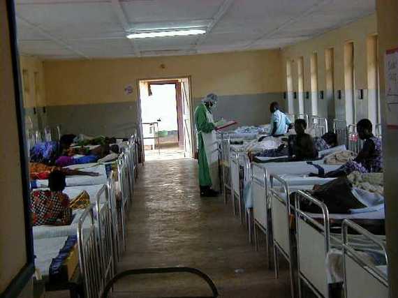 2014-10-24-Ebola_outbreak_in_Gulu_Municipal_Hospital.jpg