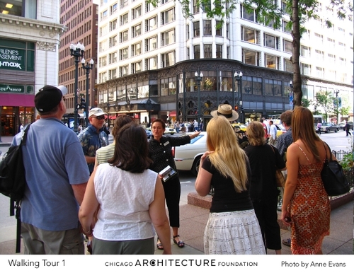 2014-10-26-Chicago_Architecture_Foundation_Walking_Tour_Group.jpg
