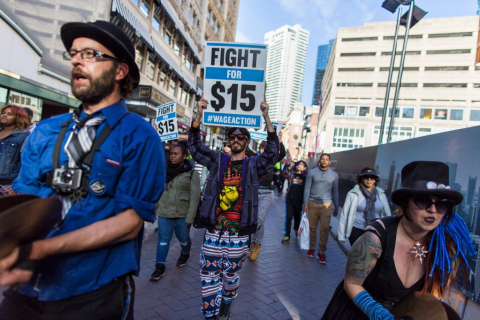 2014-10-26-HonkFightfor15ParadeinDowntownBoston.png