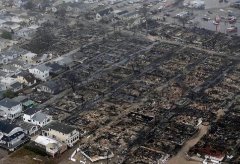 2014-10-27-Hurricane_Sandy_Fire_Breezy_Point_Queens_NYC.jpg