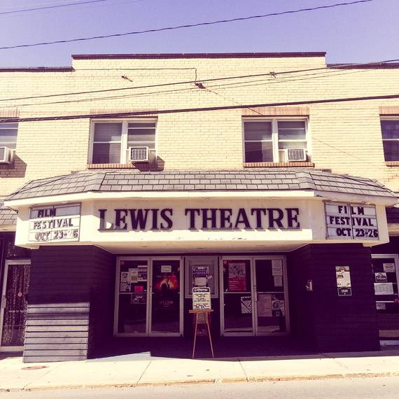 2014-10-27-TheLewisTheaterbyCarlingMcManus.jpg