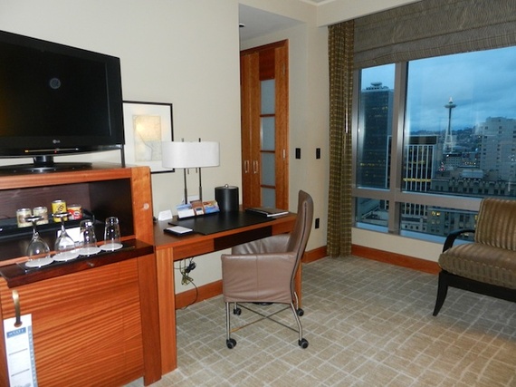 2014-10-28-GrandHyattSeattleview.jpg