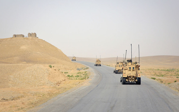 2014-11-03-AfghansitanretrogadeconvoyMRAP.jpg