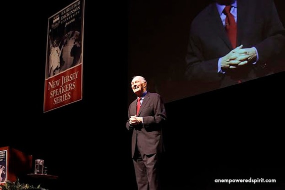 2014-11-03-AlanAldaNJPACNJSpeakerSeriesScreenandSign.jpg