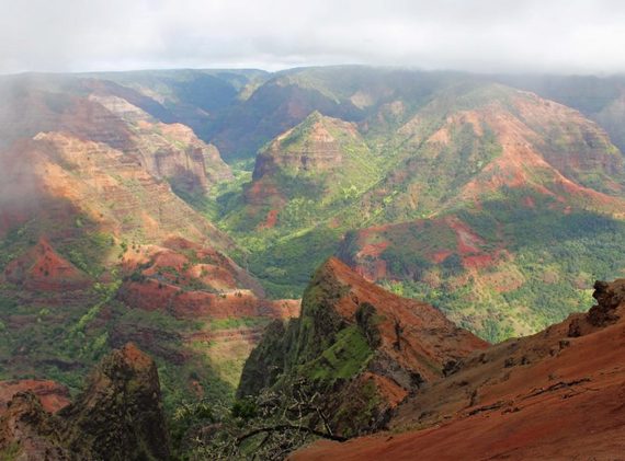 2014-11-04-WaimeaCanyonoverlook800x591.jpg