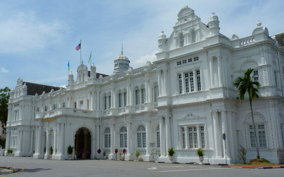 2014-11-11-PenangCityHall.jpg