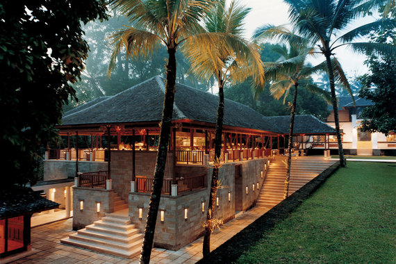 2014-11-14-ComoShambhalaEstateGlowRestaurant.jpg