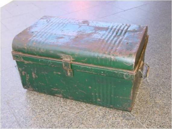 2014-11-28-trunk.jpg