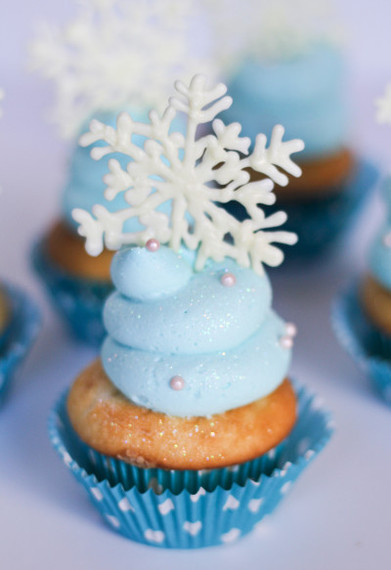 2014-12-17-frozencupcakesimage.jpg