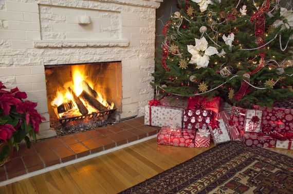 2014-12-18-Pic3Fireplace.jpg