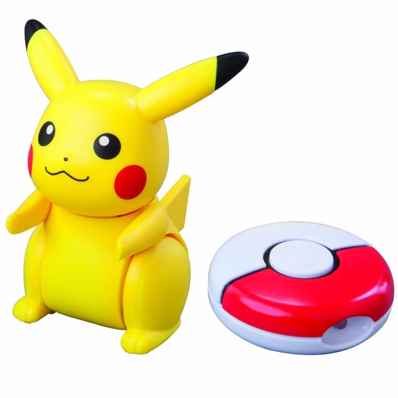 2014-12-19-PikachuRC_Tomy.jpg