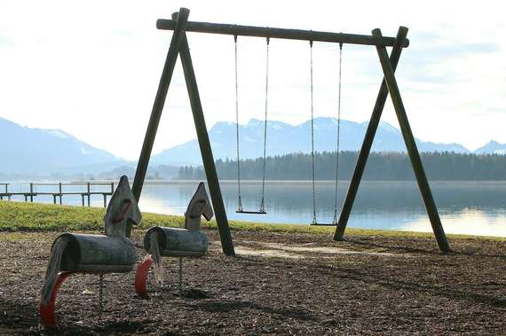 2014-12-19-swingset.jpg